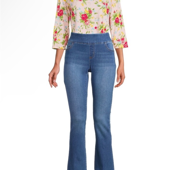 THE PIONEER WOMAN Top Size Medium Semi Loose 3/4 Sleeves Floral New - Picture 2 of 7